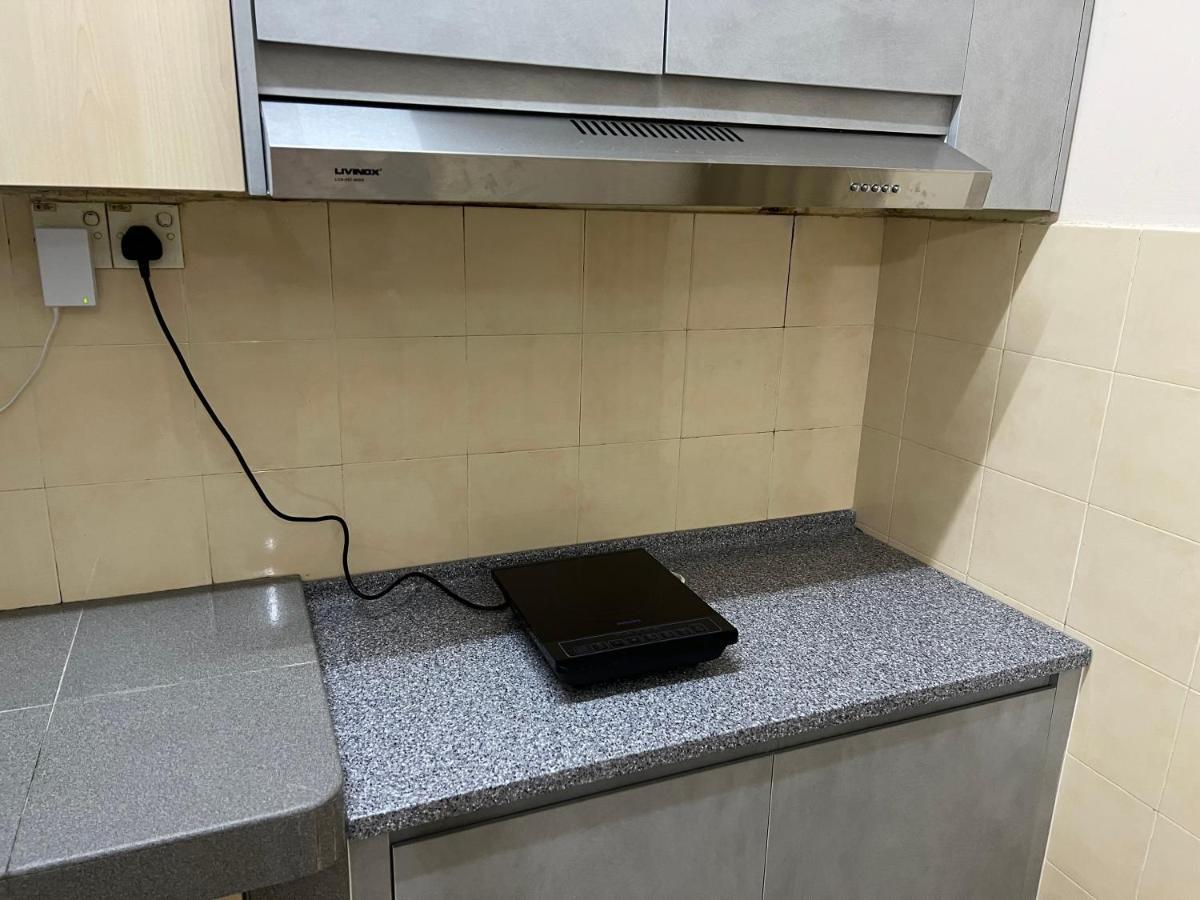 D'Lestari Homestay Сери Кембанган Екстериор снимка